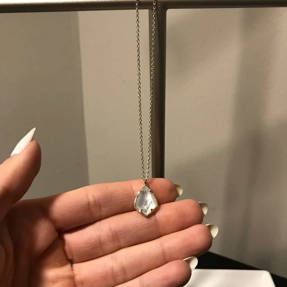 Kendra Scott Necklace